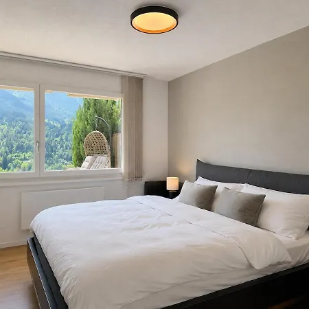 Moderne Mit Sonniger Terrasse, Blick Auf Berge Und Engelbergertal *